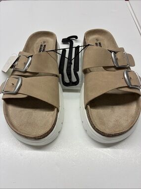 Weekend Academy Double-Buckle Slide Sandals with Platform Size 6